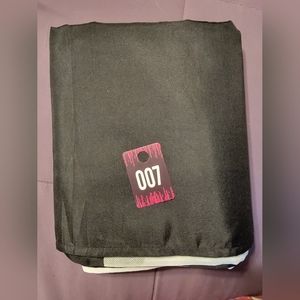 Mainstays Full / Queen Full Bed skirt. Black NEW